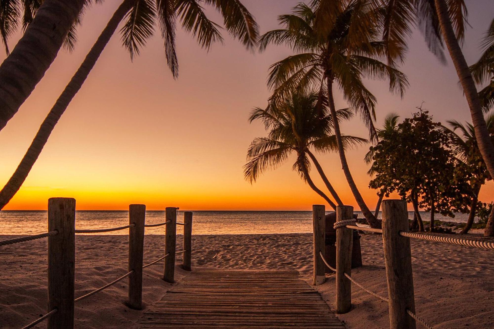 Sunrise Suites - Sea Breeze Suite 101 Key West Room photo