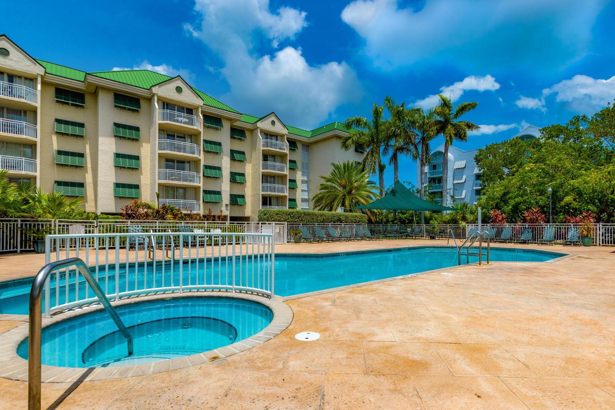 Sunrise Suites - Sea Breeze Suite 101 Key West Room photo